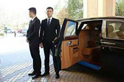 顧私人保鏢一天多少錢？（24小時保鏢多少錢？）